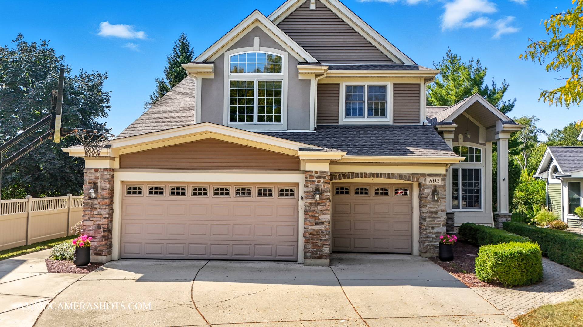 802 Willow Court, Itasca, IL 60143