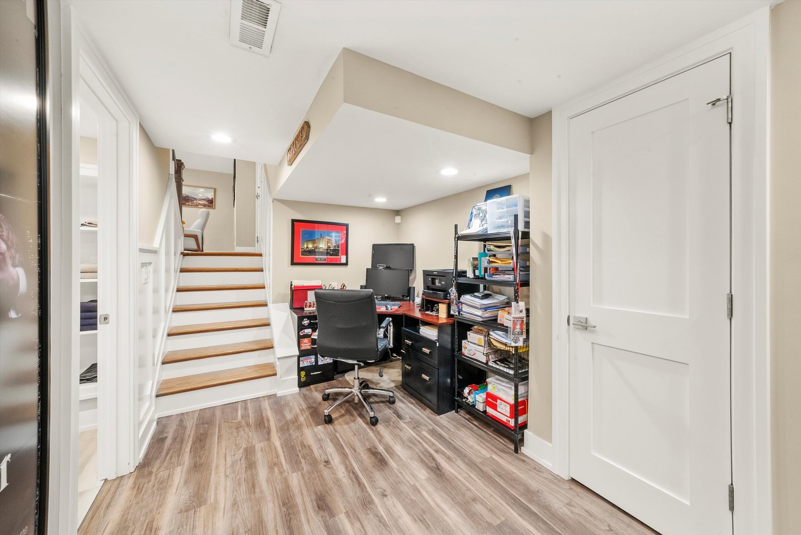 142 E QUINCY Street, Elmhurst, IL 60126