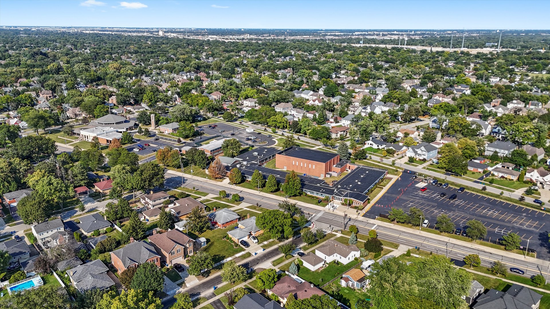 142 E QUINCY Street, Elmhurst, IL 60126