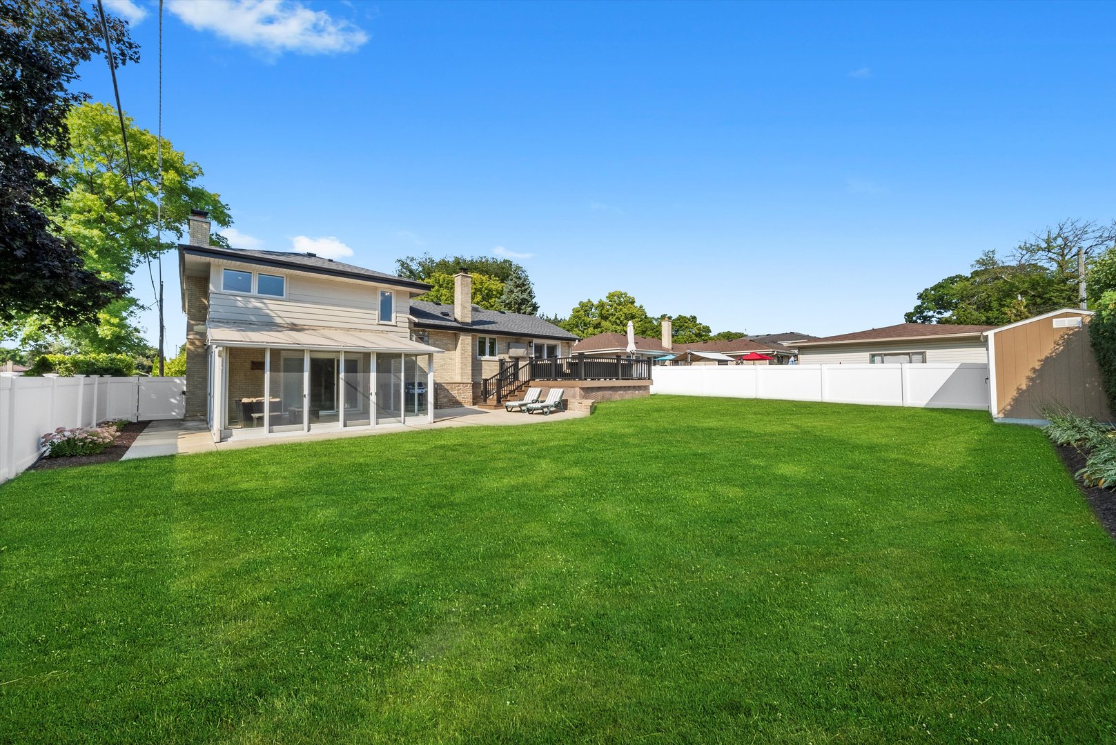 142 E QUINCY Street, Elmhurst, IL 60126