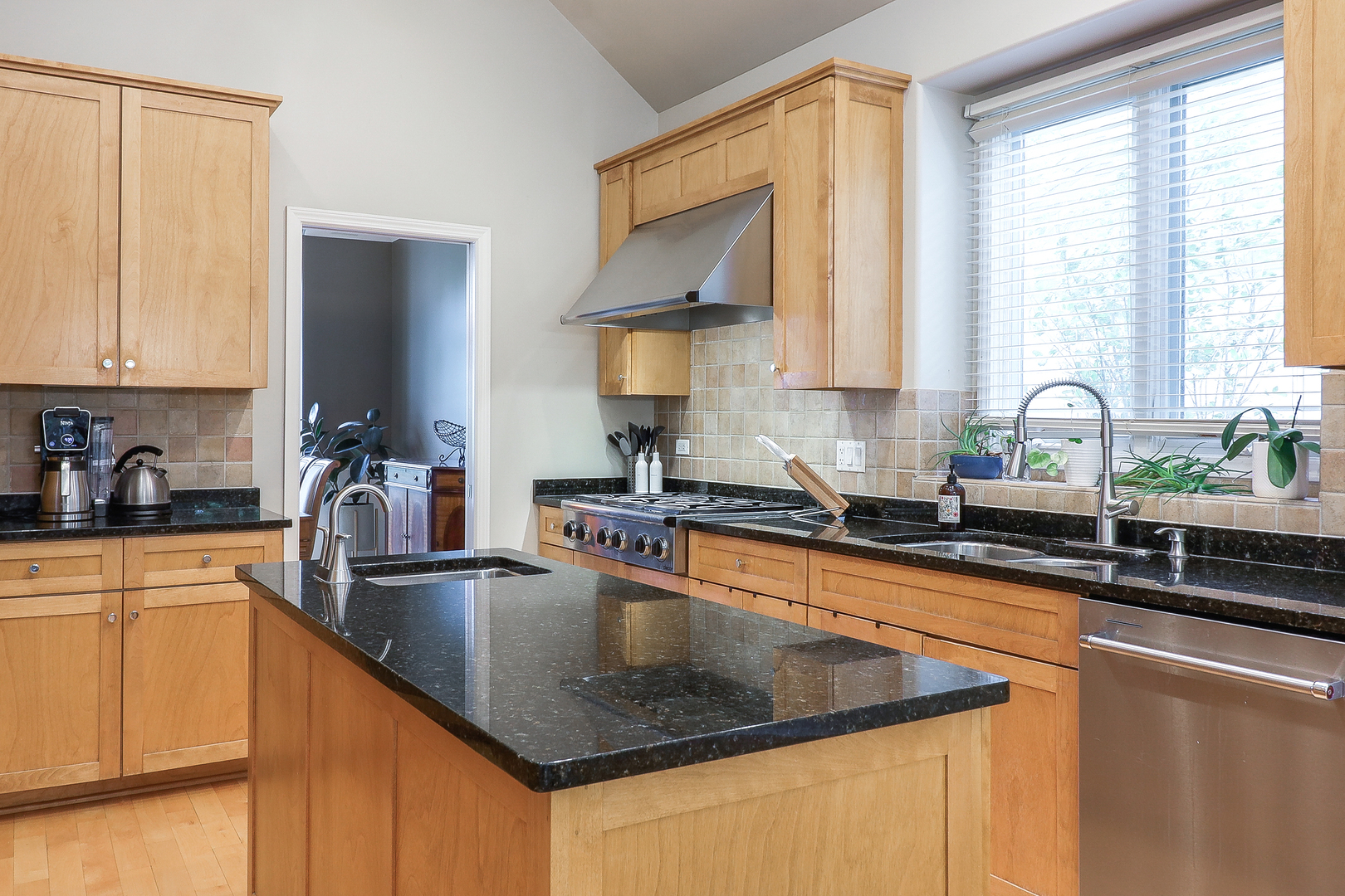 3536 Scottsdale Circle, Naperville, IL 60564