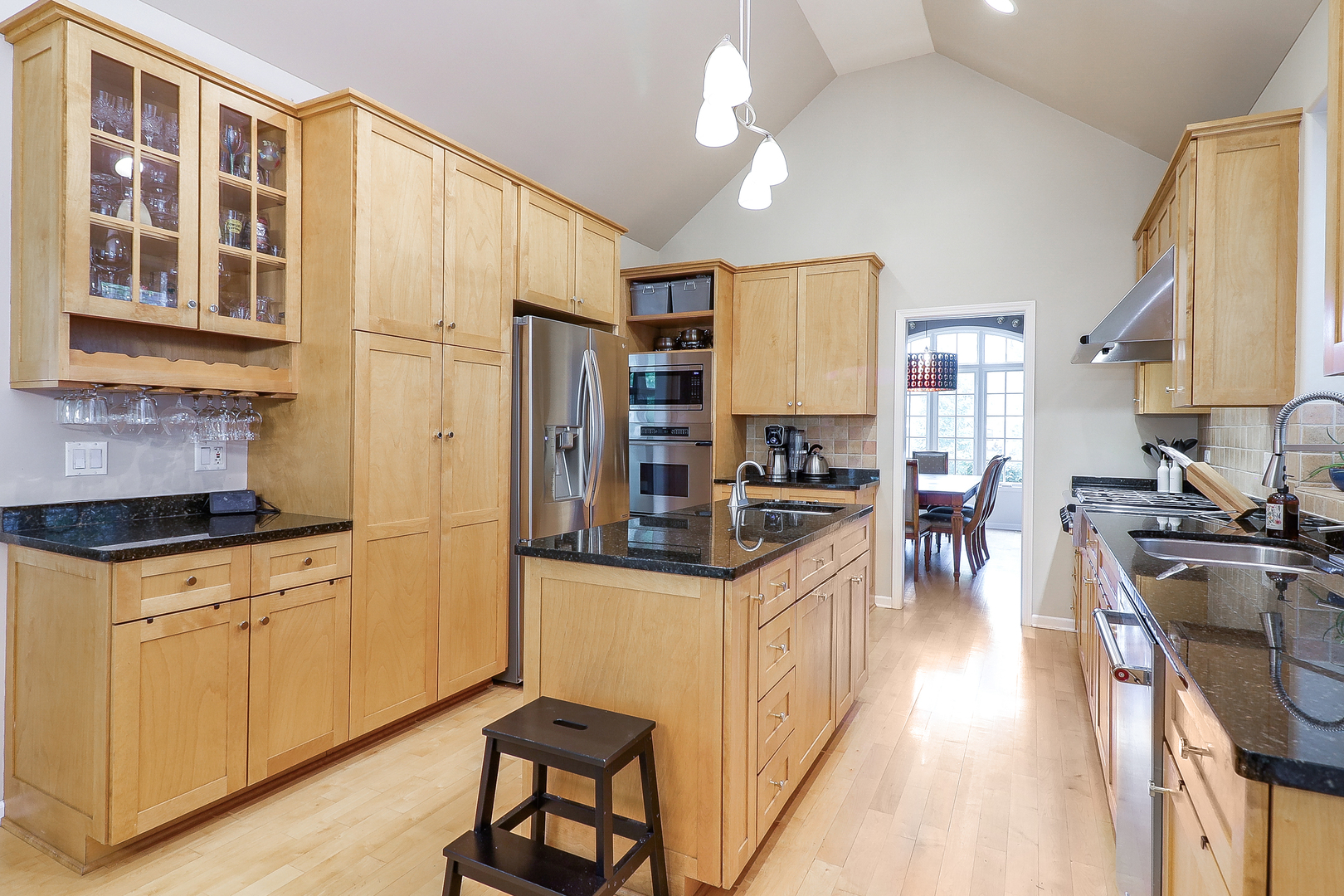3536 Scottsdale Circle, Naperville, IL 60564
