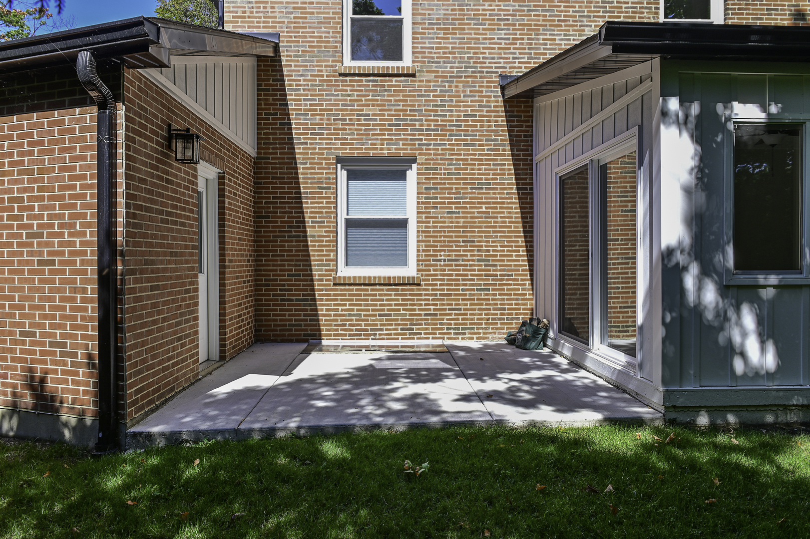 140 Hazel Avenue, Highland Park, IL 60035