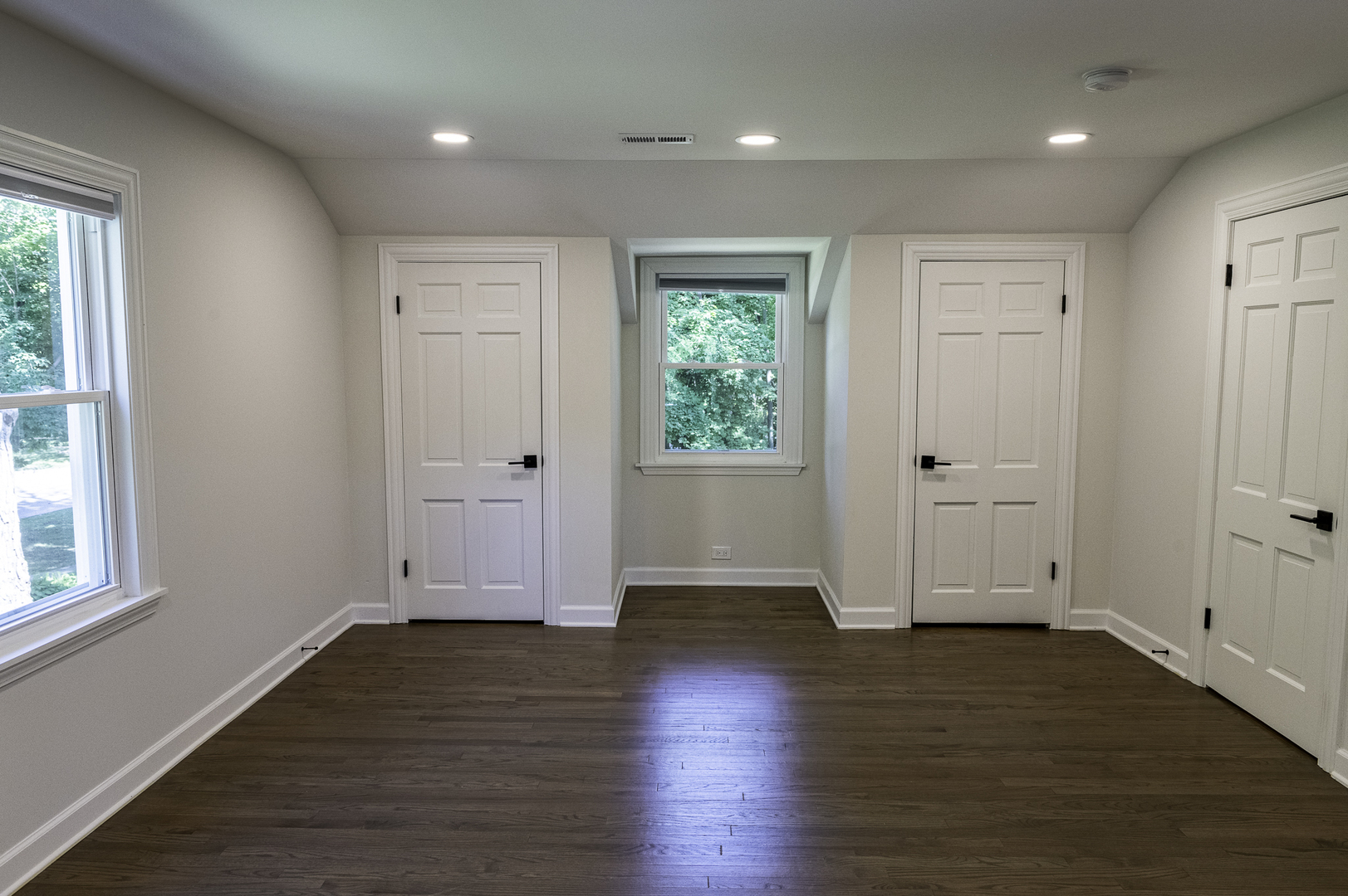 140 Hazel Avenue, Highland Park, IL 60035