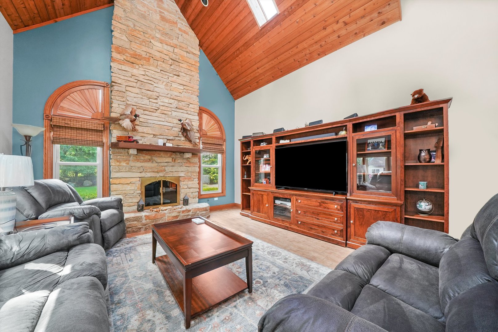 17860 S Crystal Lake Drive, Homer Glen, IL 60491