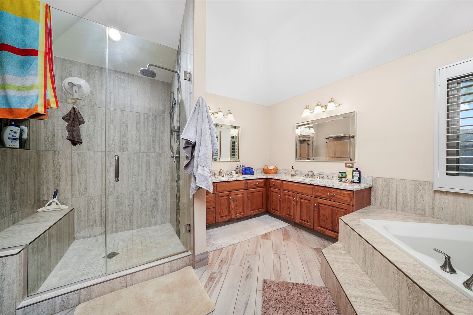 17860 S Crystal Lake Drive, Homer Glen, IL 60491