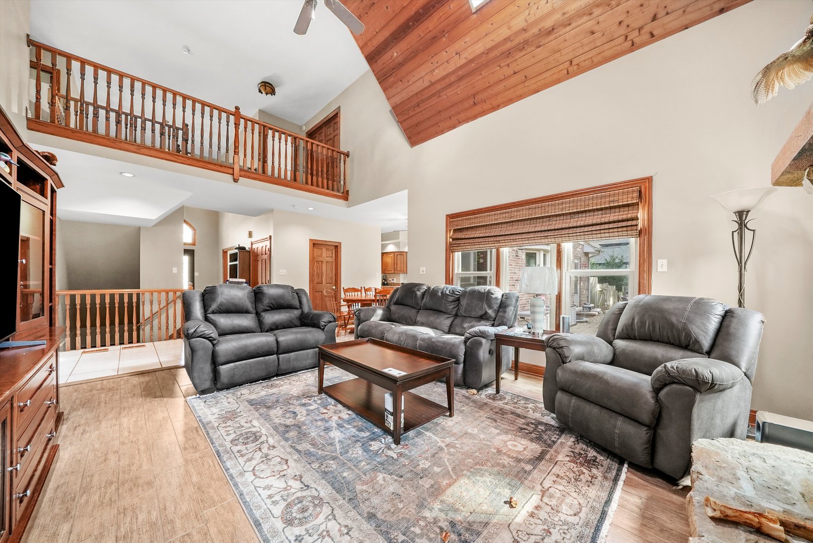 17860 S Crystal Lake Drive, Homer Glen, IL 60491