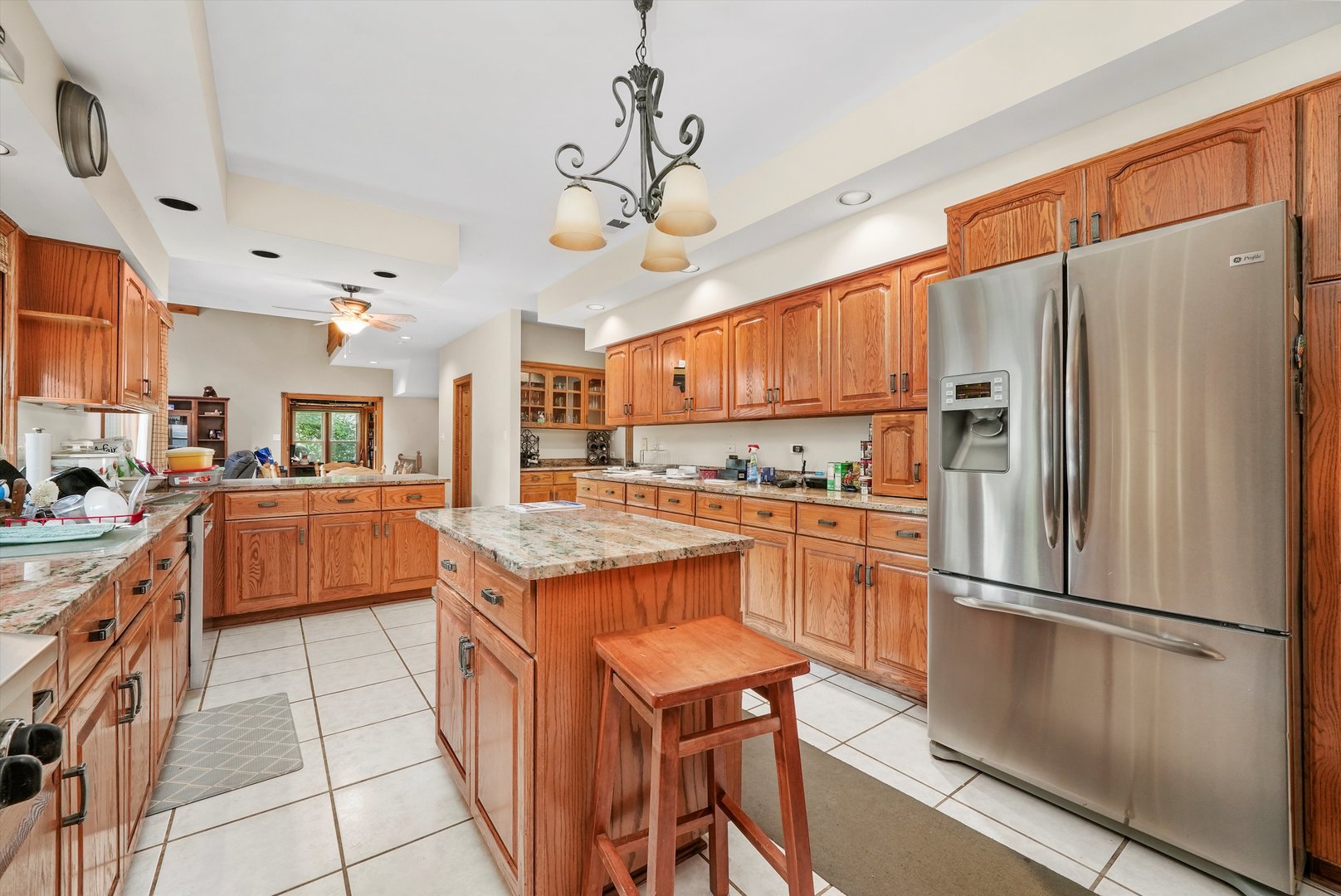 17860 S Crystal Lake Drive, Homer Glen, IL 60491