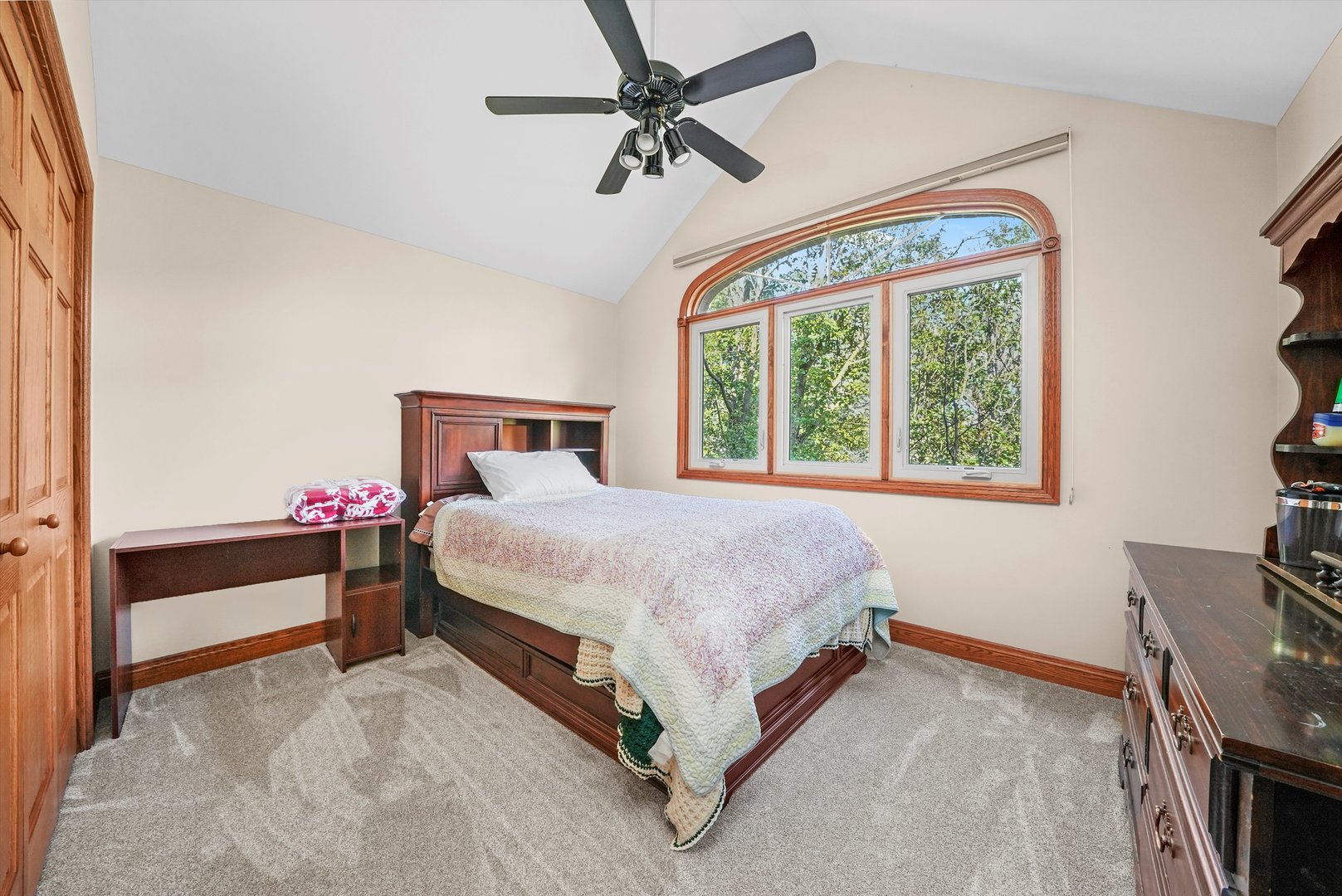 17860 S Crystal Lake Drive, Homer Glen, IL 60491