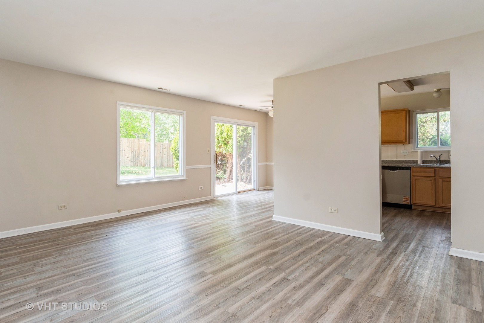 5S730 Malibu Lane, Naperville, IL 60540
