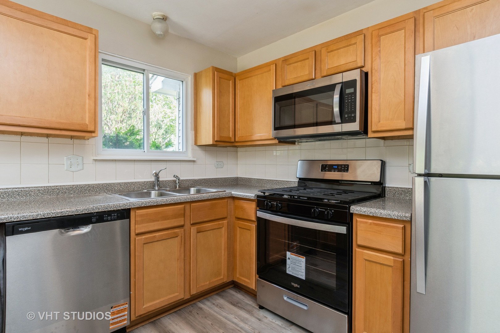 5S730 Malibu Lane, Naperville, IL 60540