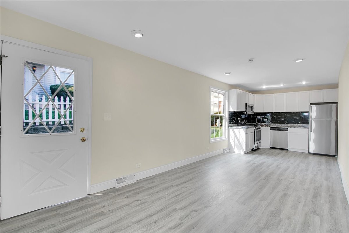 1246 Prairie Avenue #A, Glendale Heights, IL 60139