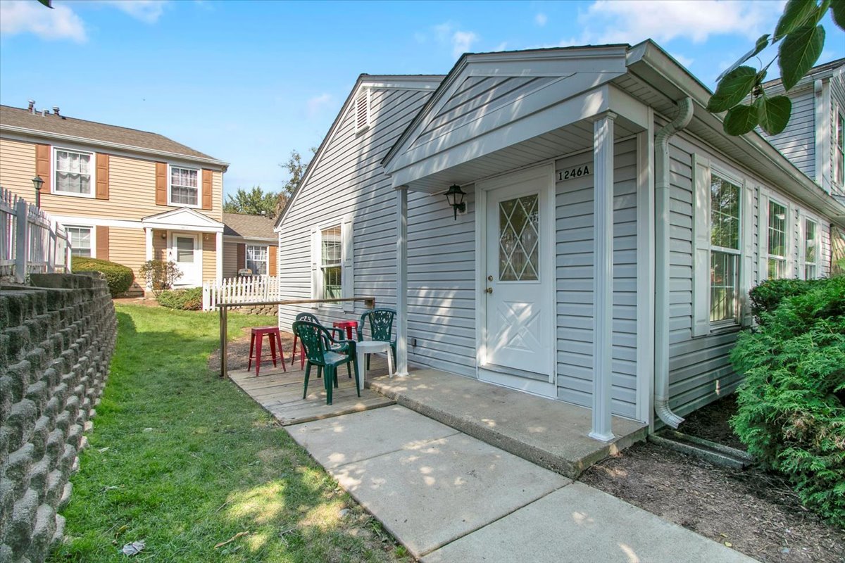 1246 Prairie Avenue #A, Glendale Heights, IL 60139
