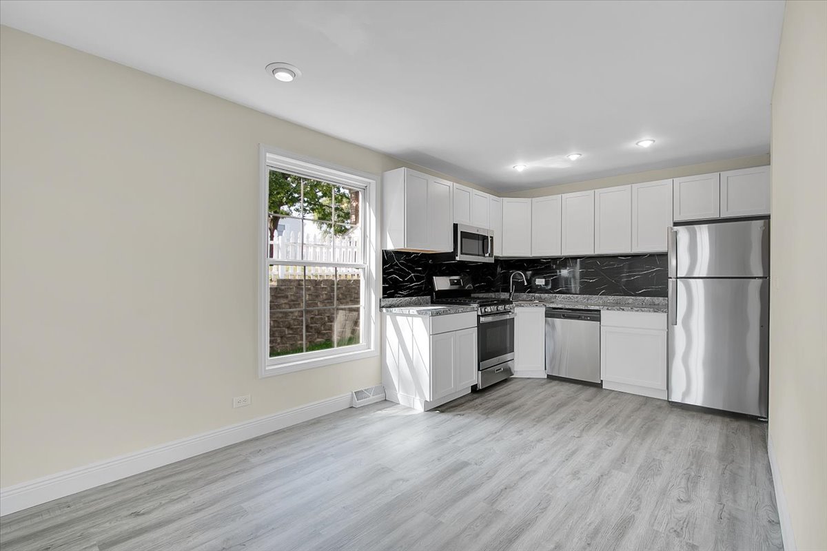 1246 Prairie Avenue #A, Glendale Heights, IL 60139
