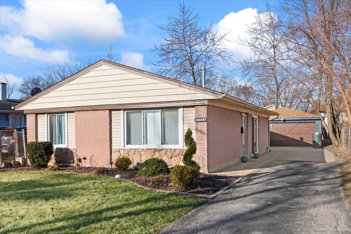 16340 Justine Street, Markham, IL 60428