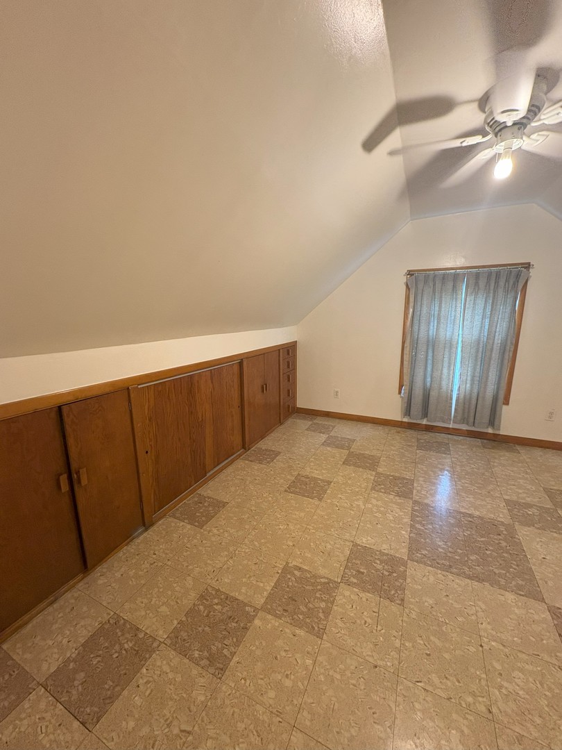 3112 Pearl Avenue, Melrose Park, IL 60164
