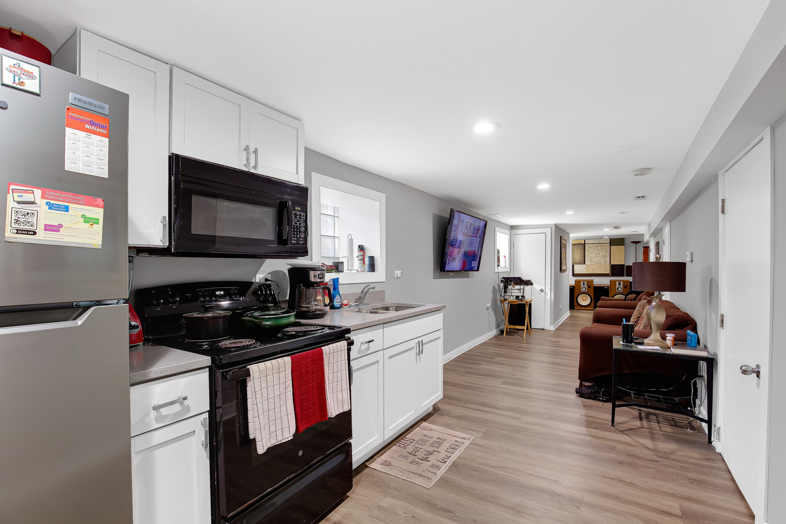 545 N Drake Avenue, Chicago, IL 60624