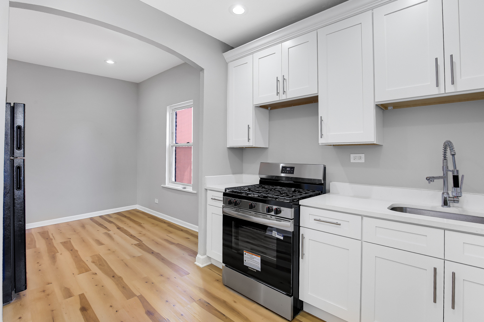 545 N Drake Avenue, Chicago, IL 60624