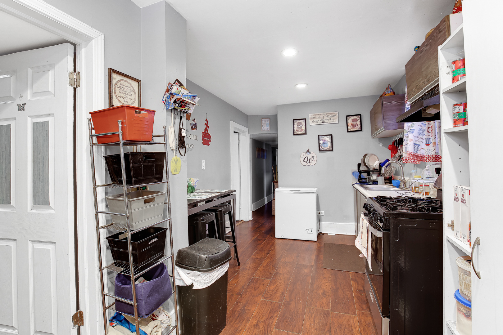 545 N Drake Avenue, Chicago, IL 60624