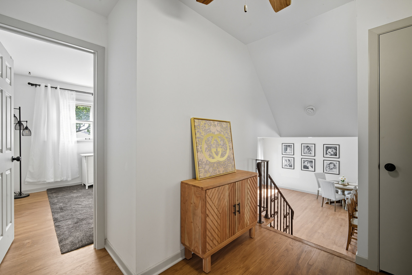 1720 W Robbie Lane, Mount Prospect, IL 60056