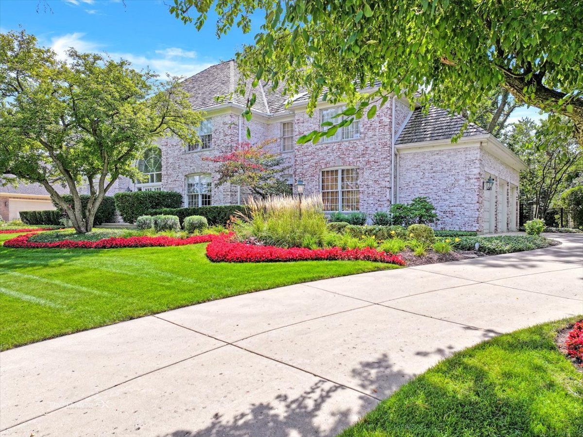 2255 Pebble Creek Drive, Lisle, IL 60532