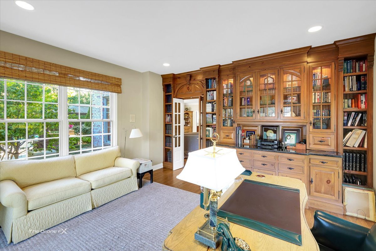 2255 Pebble Creek Drive, Lisle, IL 60532