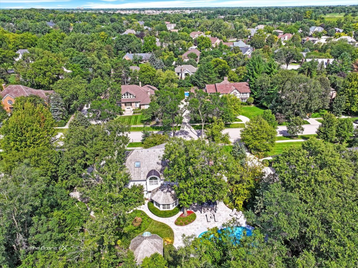 2255 Pebble Creek Drive, Lisle, IL 60532