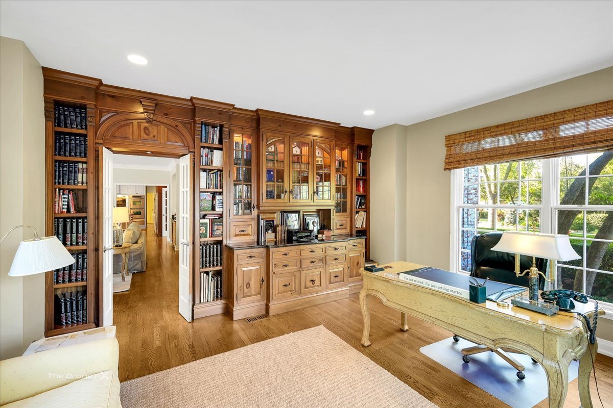 2255 Pebble Creek Drive, Lisle, IL 60532