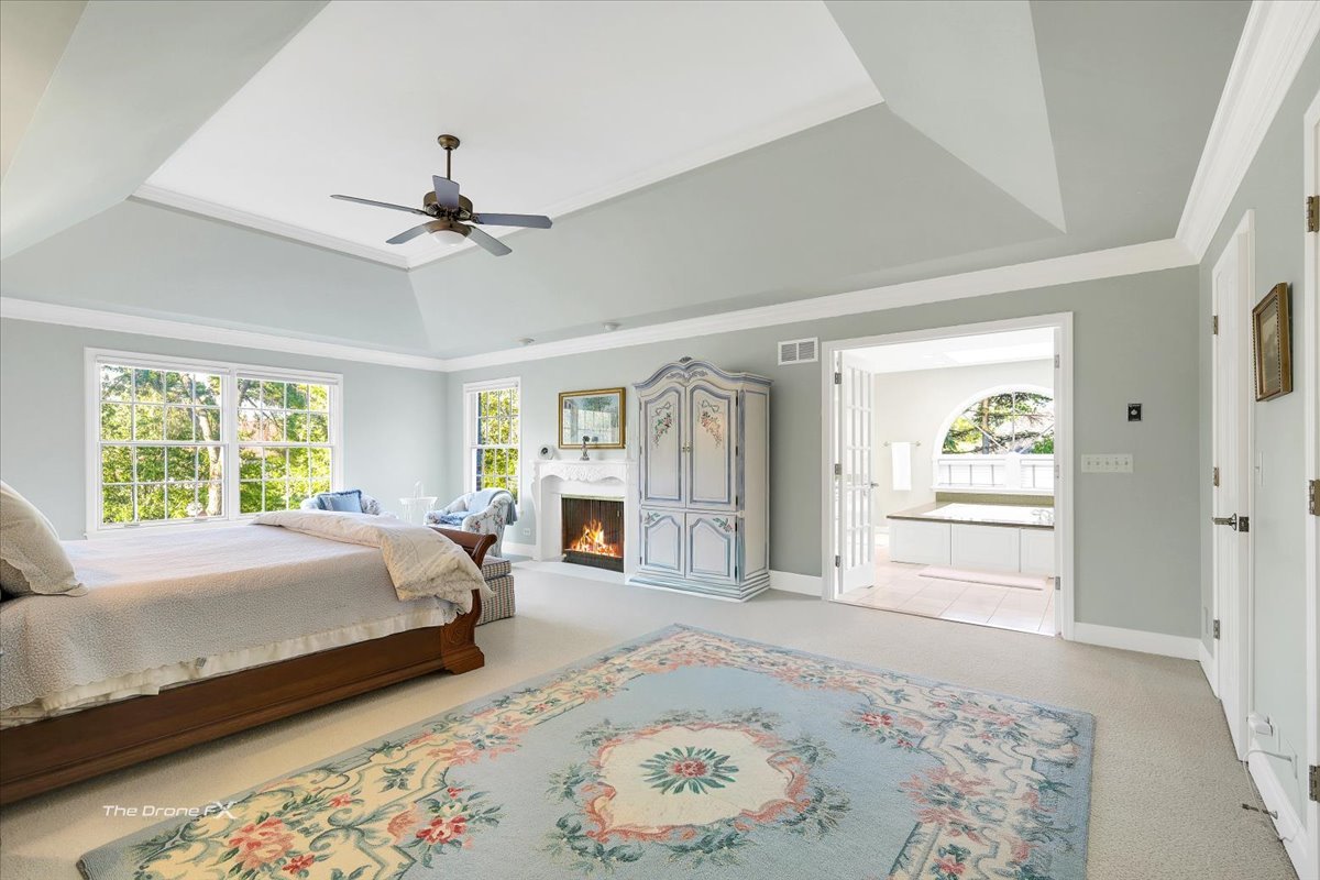 2255 Pebble Creek Drive, Lisle, IL 60532