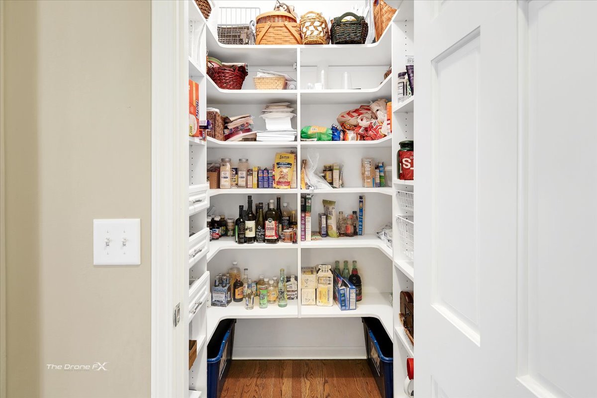 2255 Pebble Creek Drive, Lisle, IL 60532