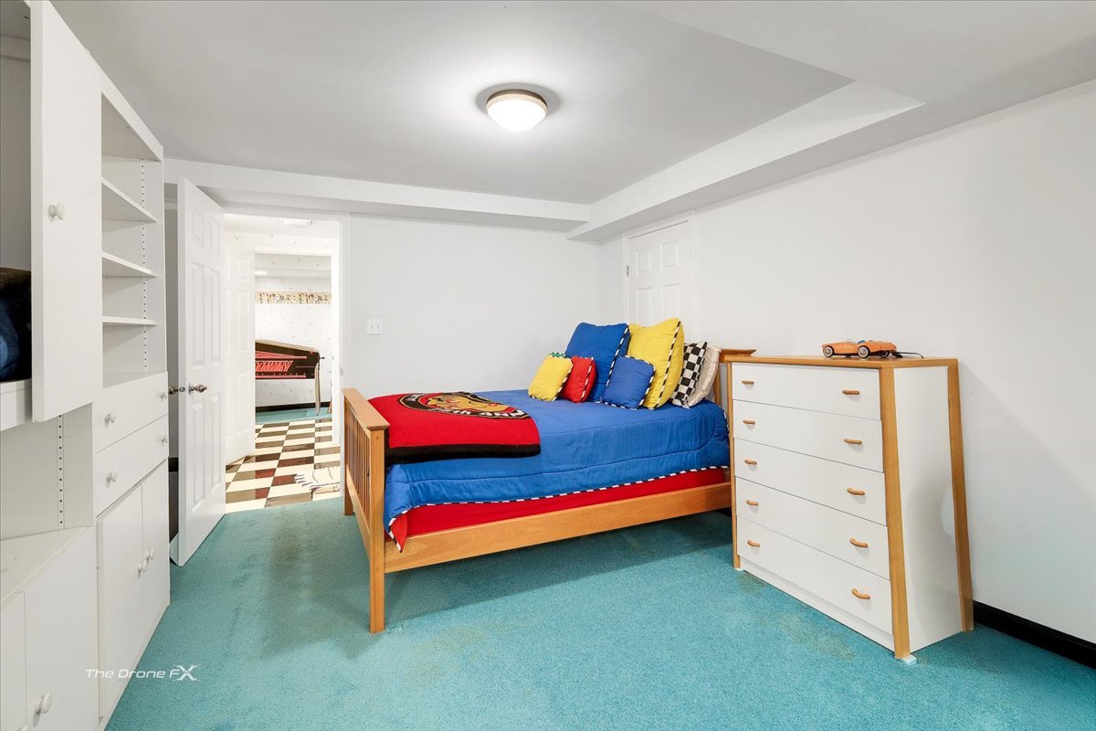 2255 Pebble Creek Drive, Lisle, IL 60532