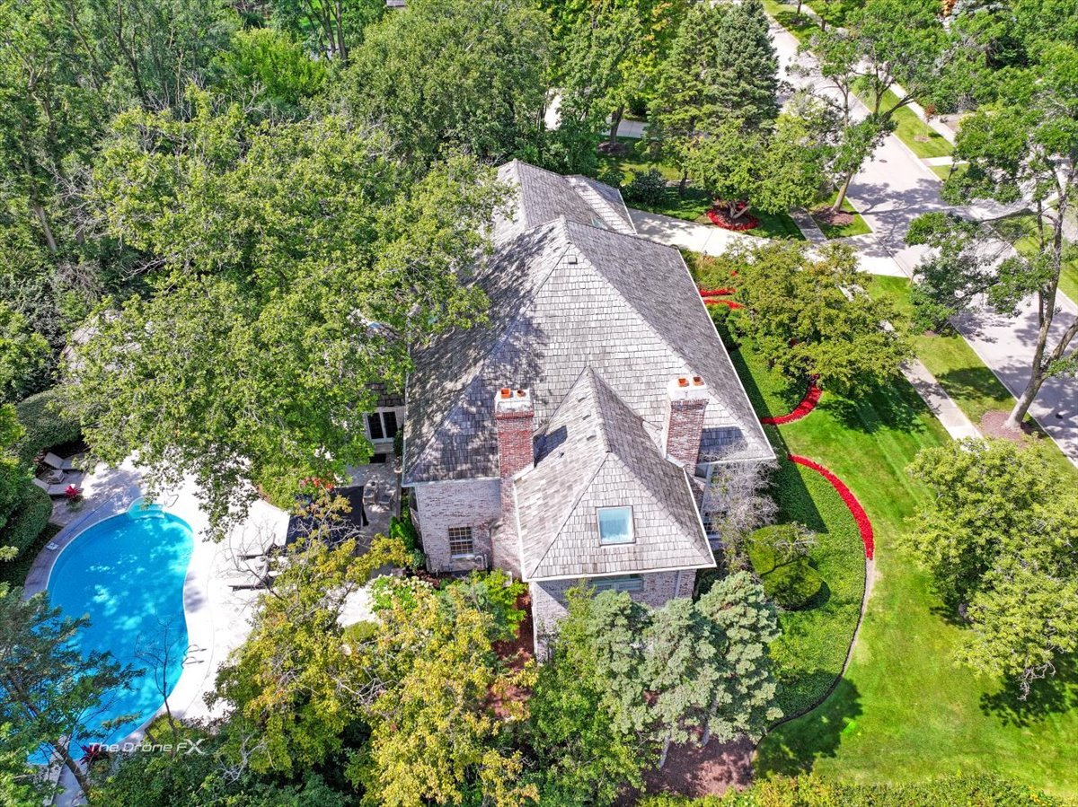 2255 Pebble Creek Drive, Lisle, IL 60532