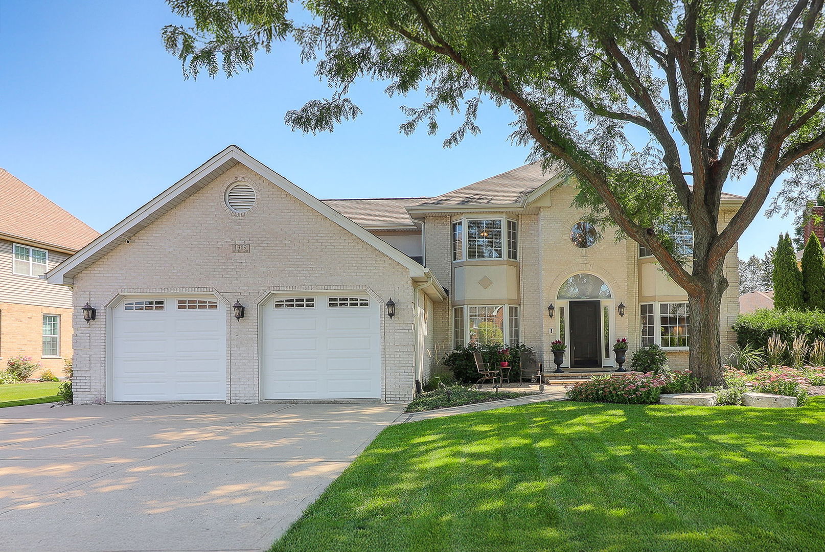 1369 Notre Dame Drive, Lemont, IL 60439