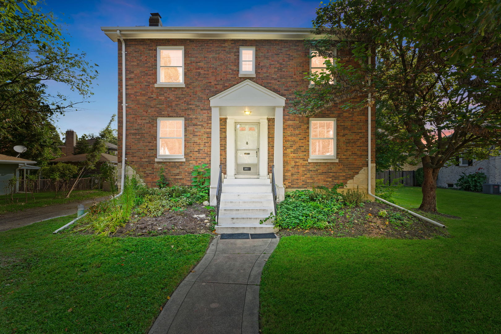 3811 Rosemear Avenue, Brookfield, IL 60513