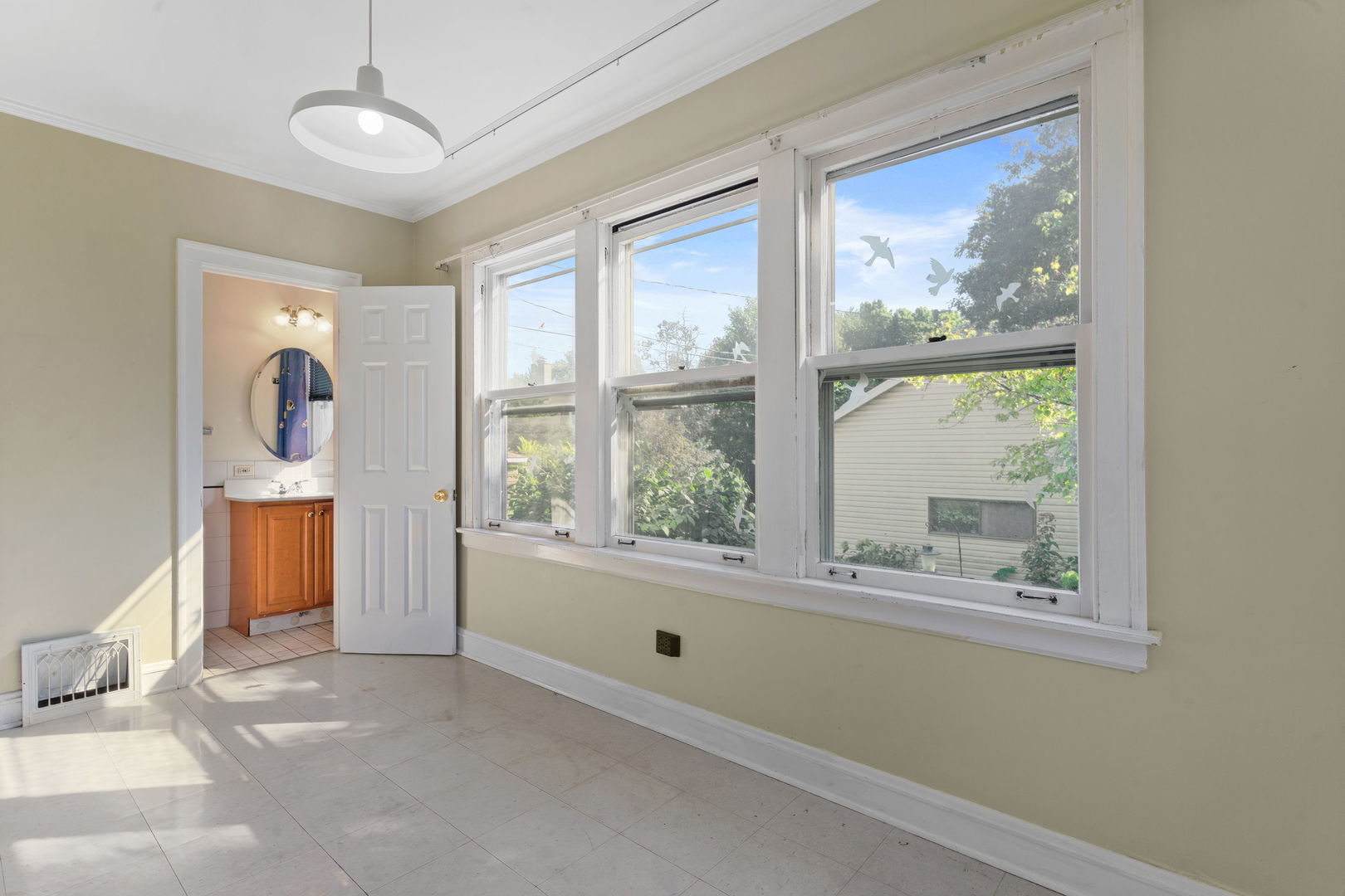 3811 Rosemear Avenue, Brookfield, IL 60513