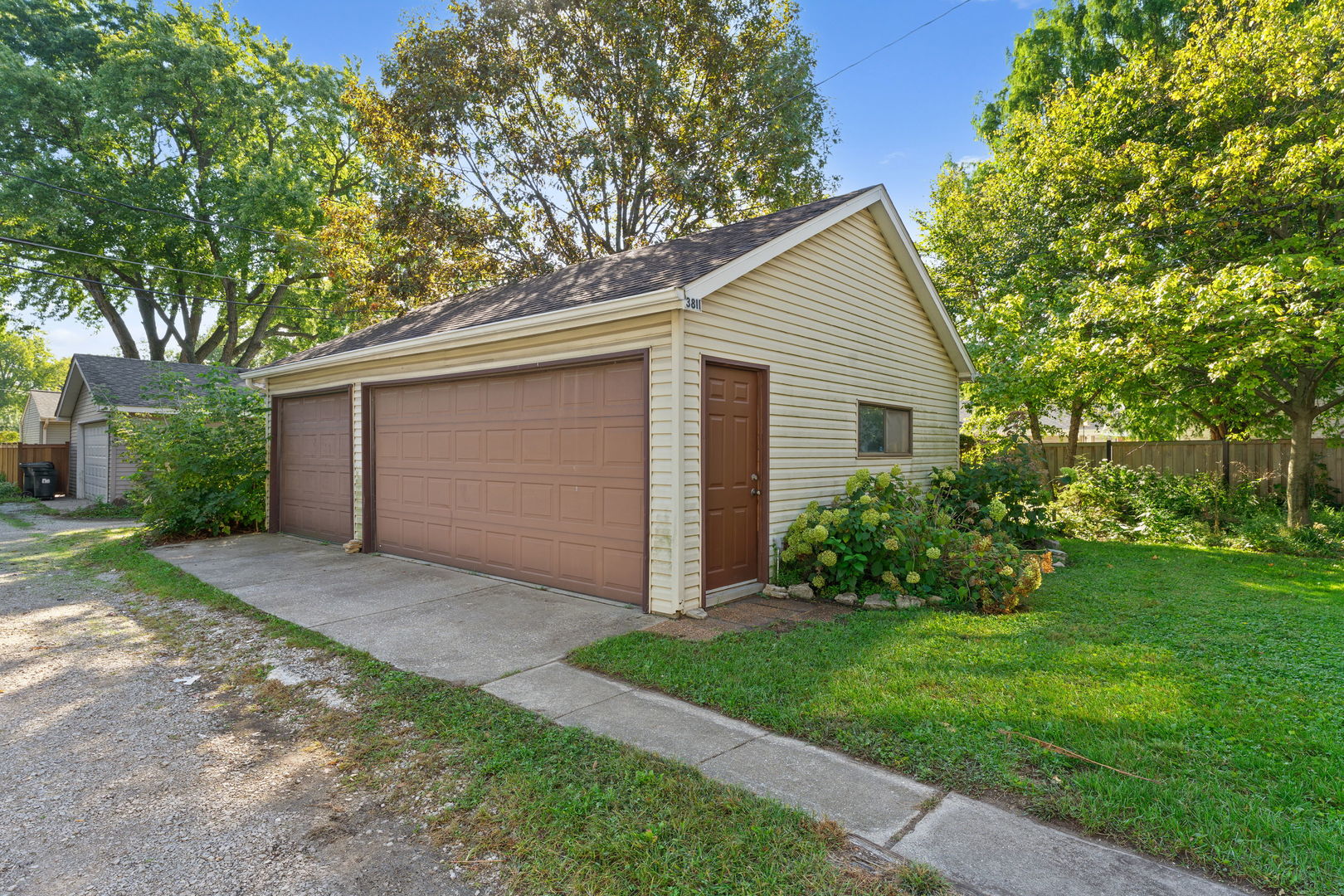 3811 Rosemear Avenue, Brookfield, IL 60513