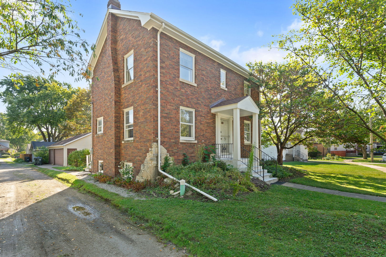 3811 Rosemear Avenue, Brookfield, IL 60513