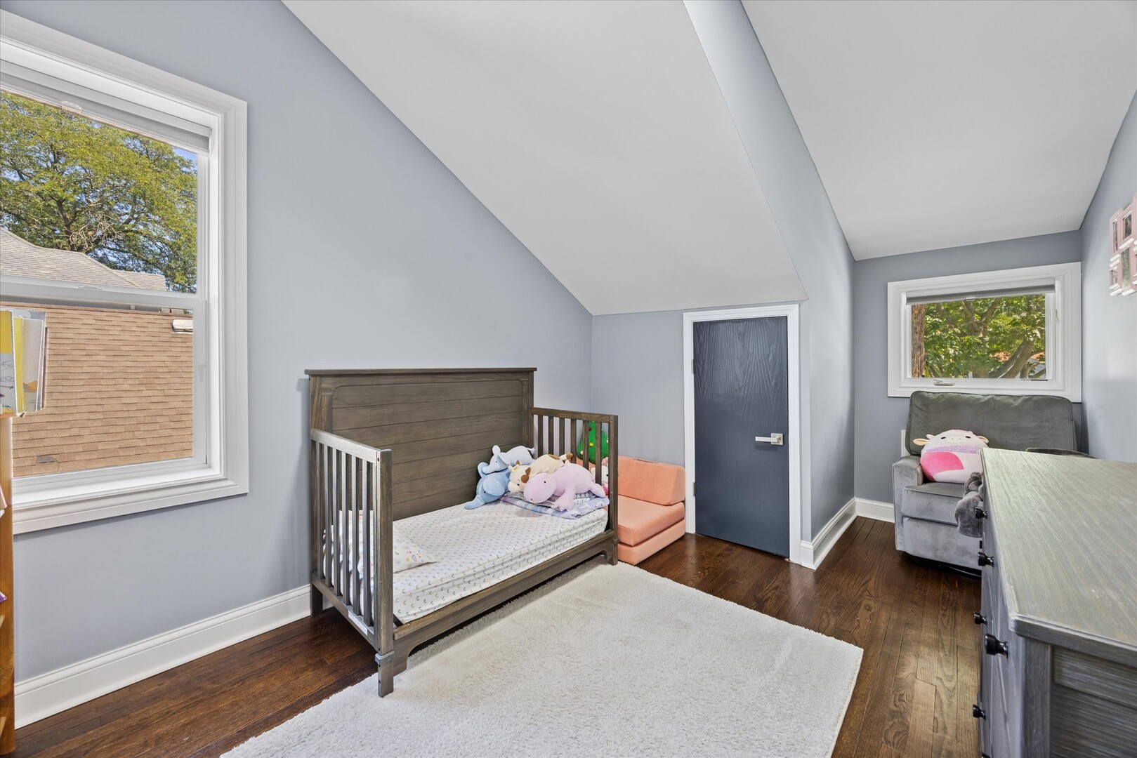 242 N Wilmette Avenue, Westmont, IL 60559