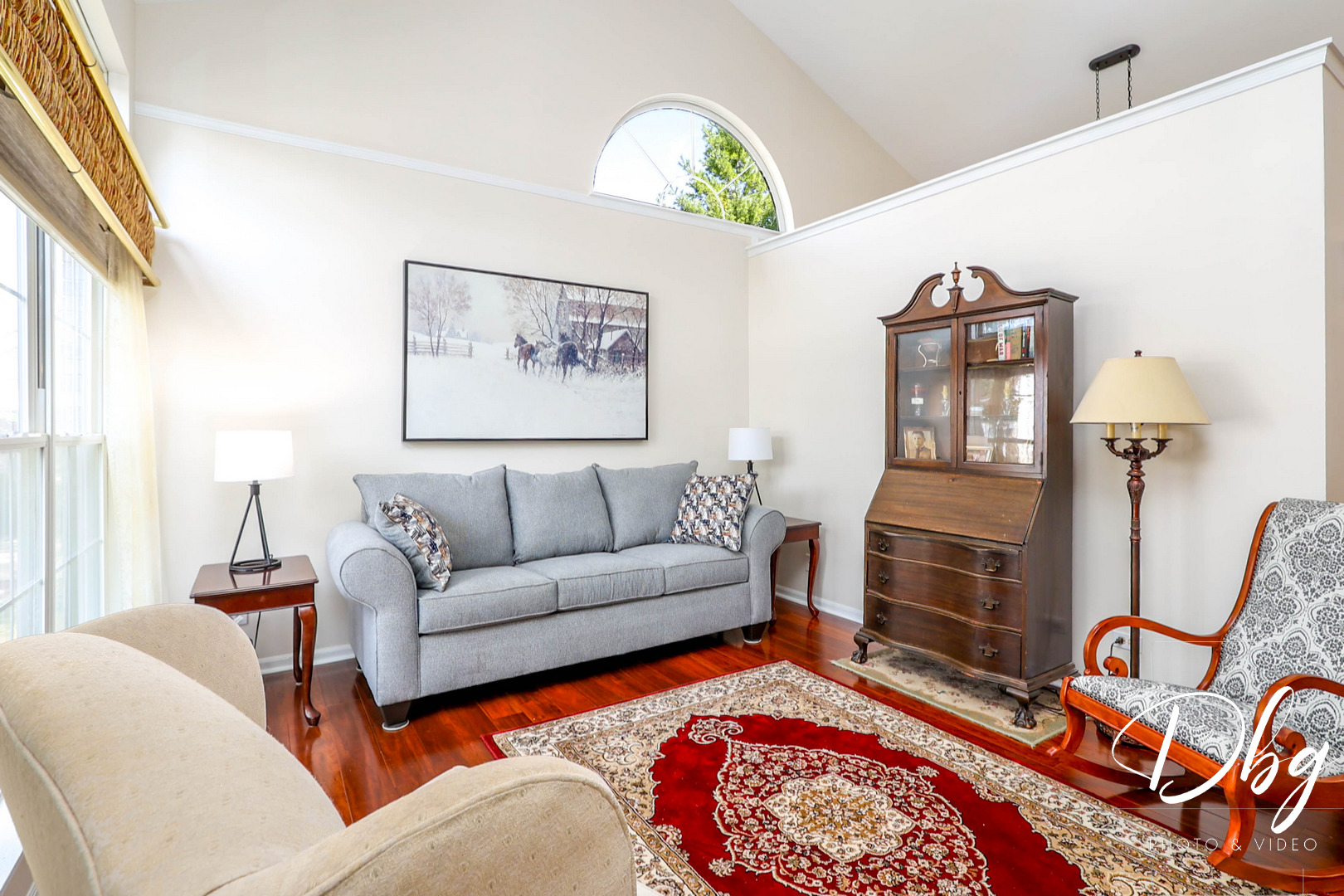 81 W Dahlia Lane, Round Lake Beach, IL 60073