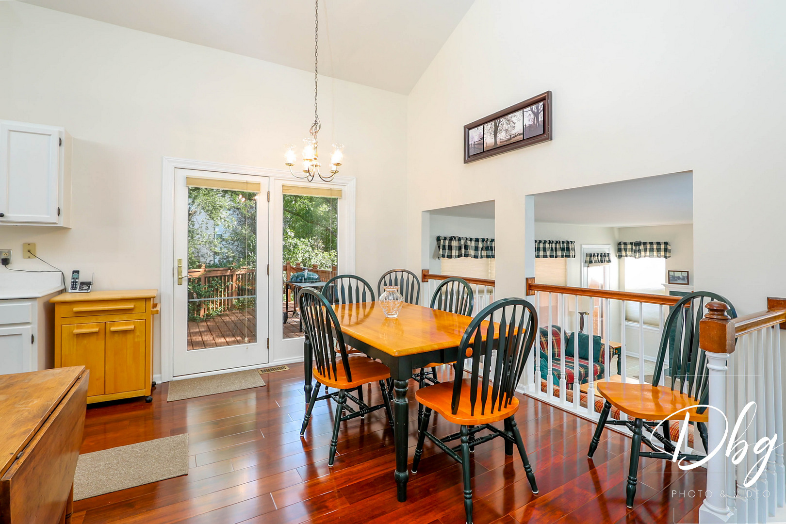 81 W Dahlia Lane, Round Lake Beach, IL 60073