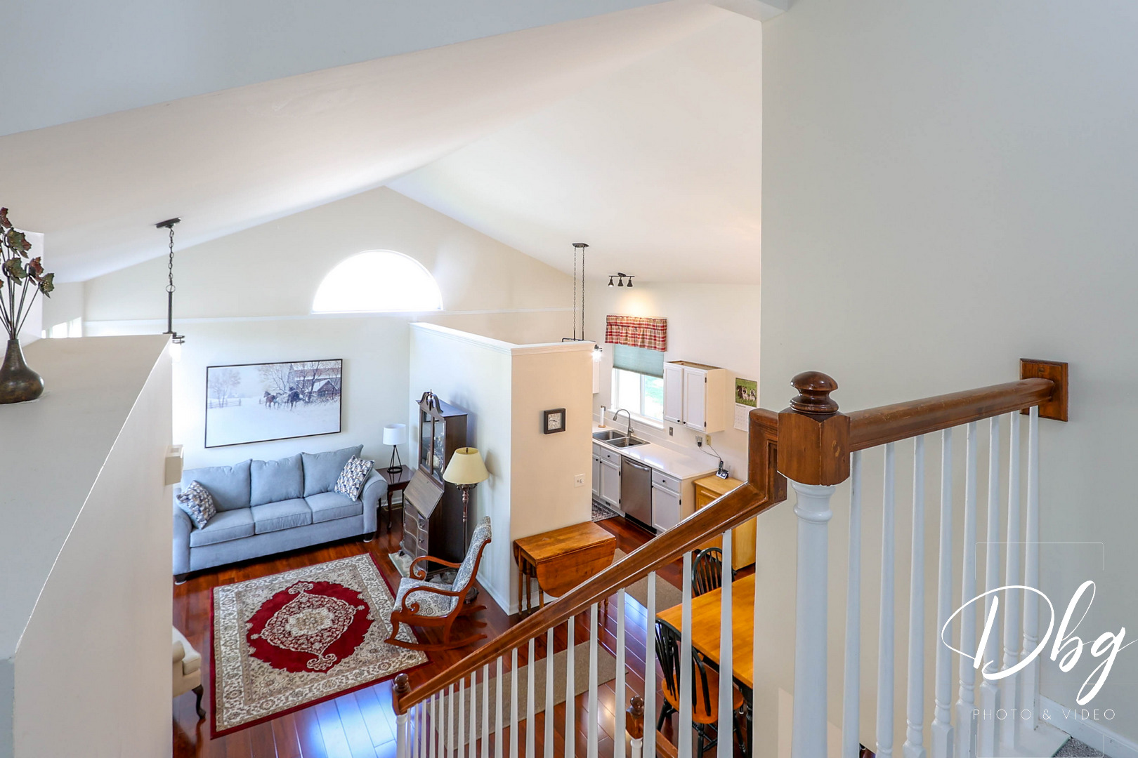 81 W Dahlia Lane, Round Lake Beach, IL 60073