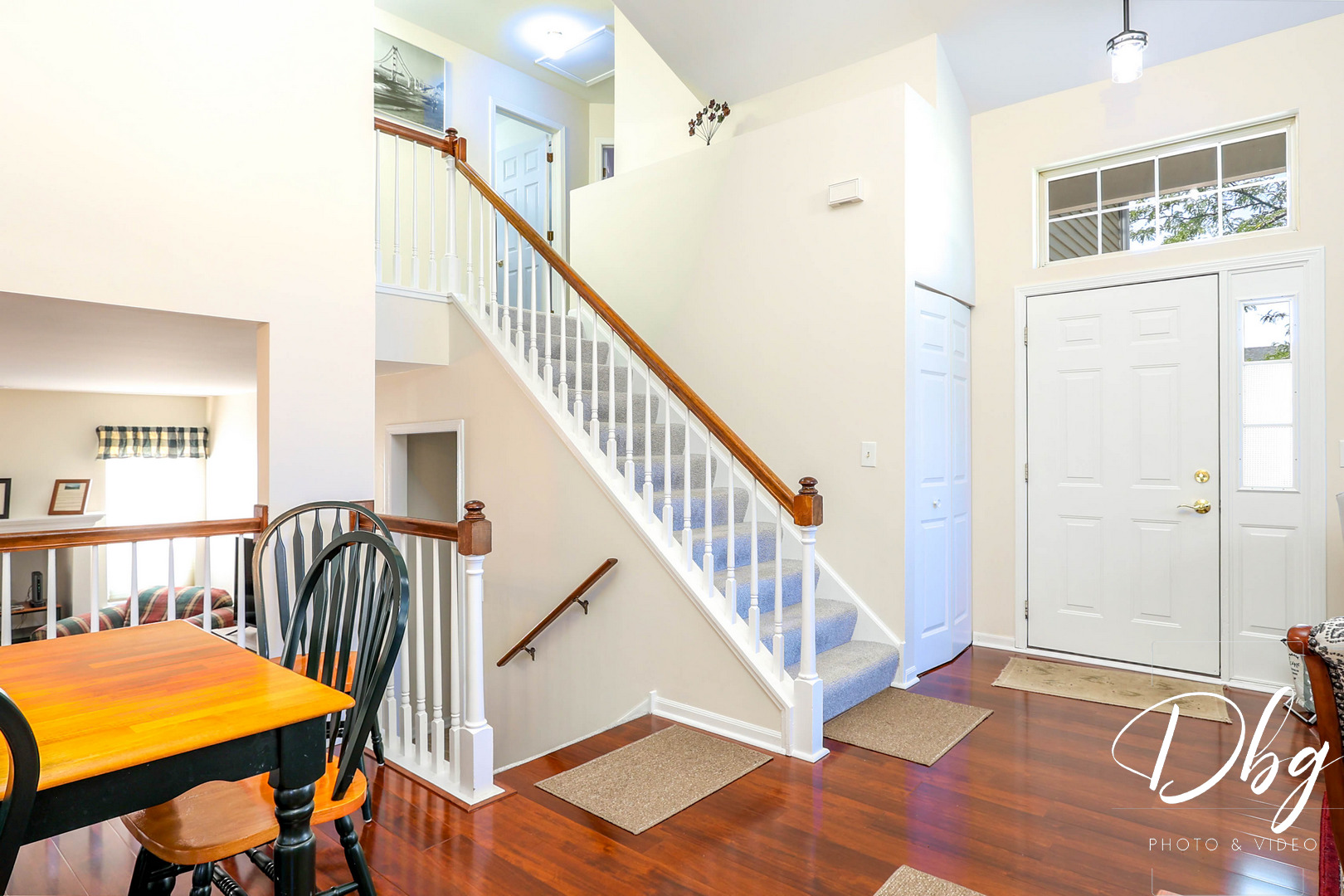 81 W Dahlia Lane, Round Lake Beach, IL 60073