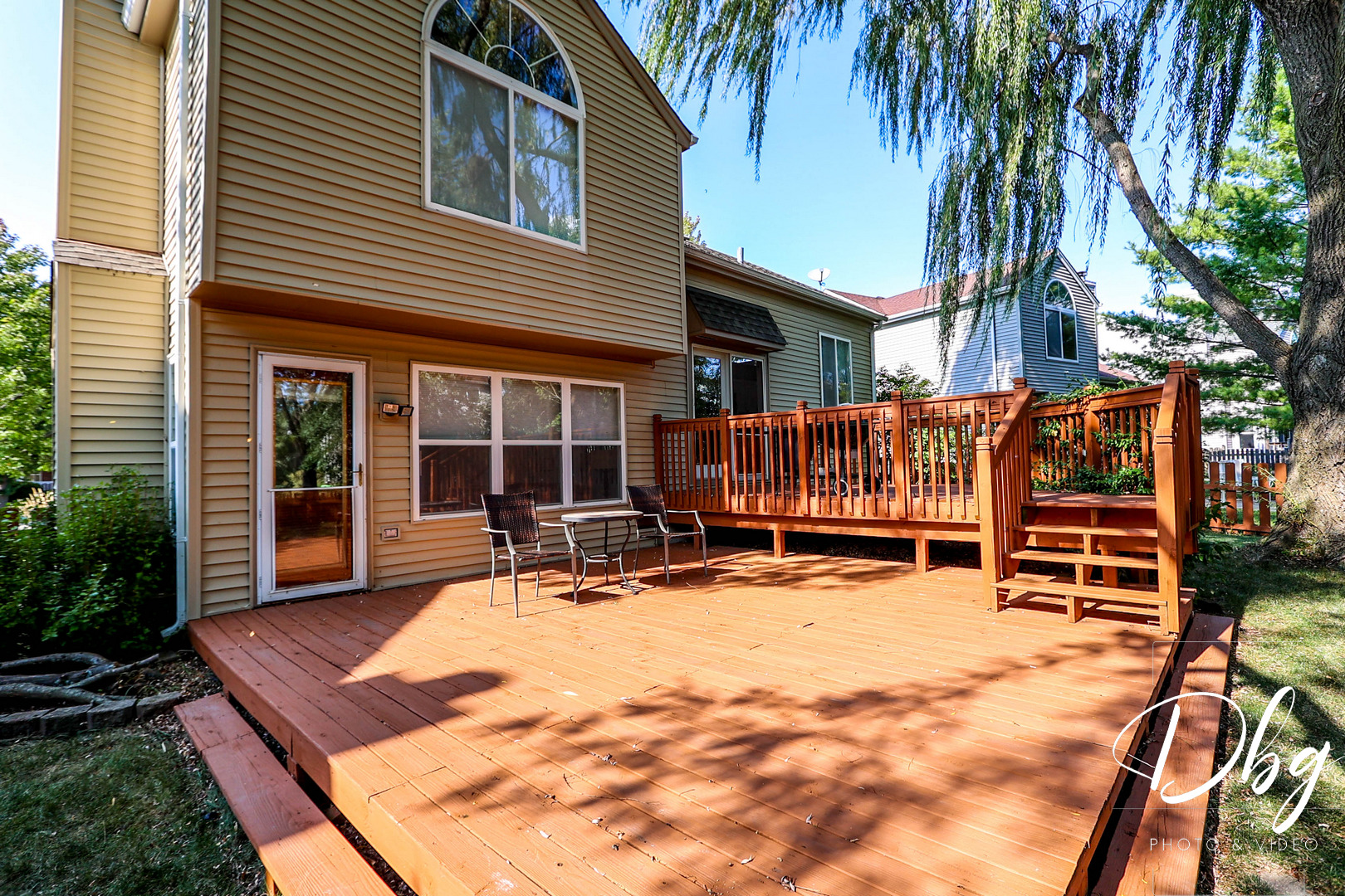 81 W Dahlia Lane, Round Lake Beach, IL 60073