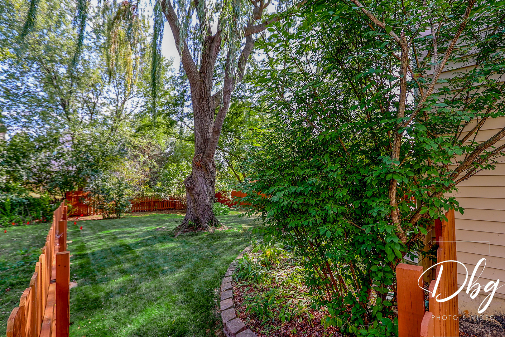 81 W Dahlia Lane, Round Lake Beach, IL 60073