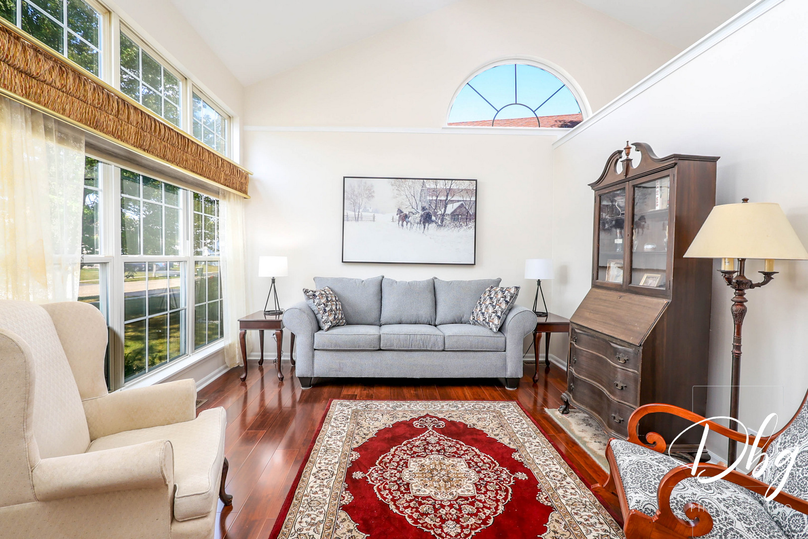 81 W Dahlia Lane, Round Lake Beach, IL 60073