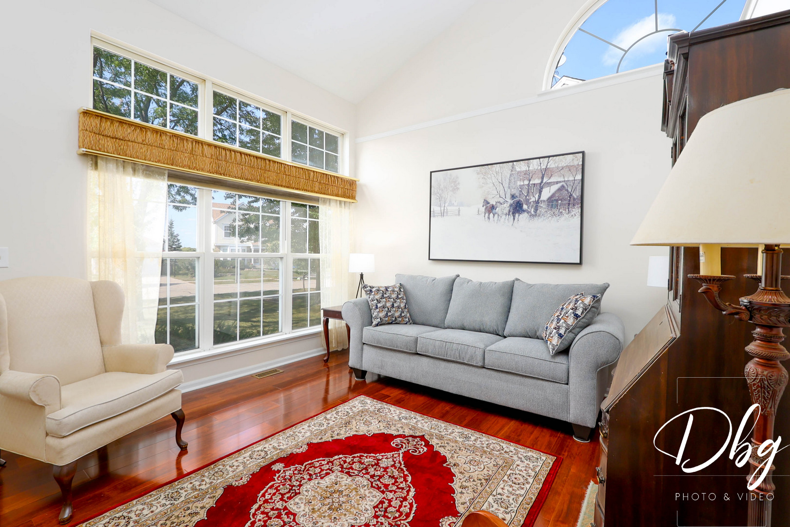 81 W Dahlia Lane, Round Lake Beach, IL 60073
