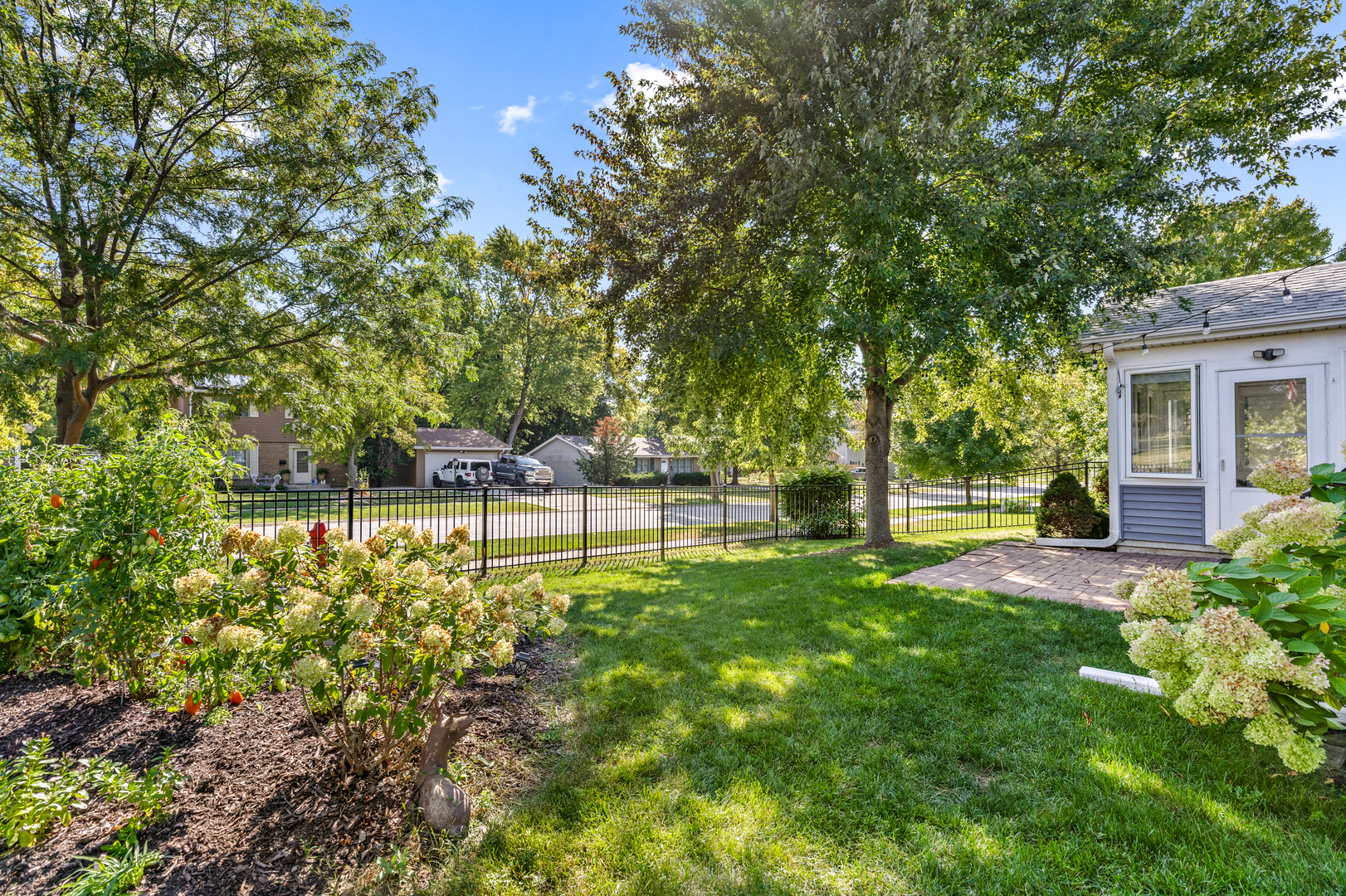 727 Harmony Court, North Aurora, IL 60542