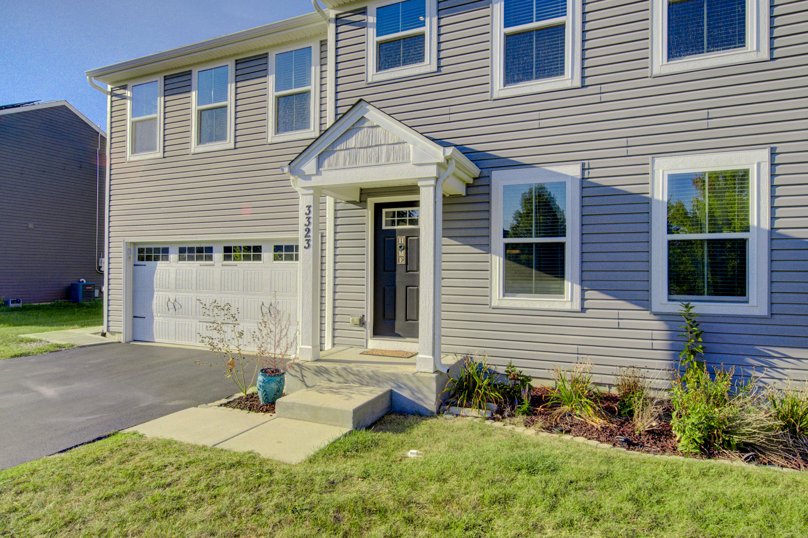 3323 Caledonia Drive, Yorkville, IL 60560