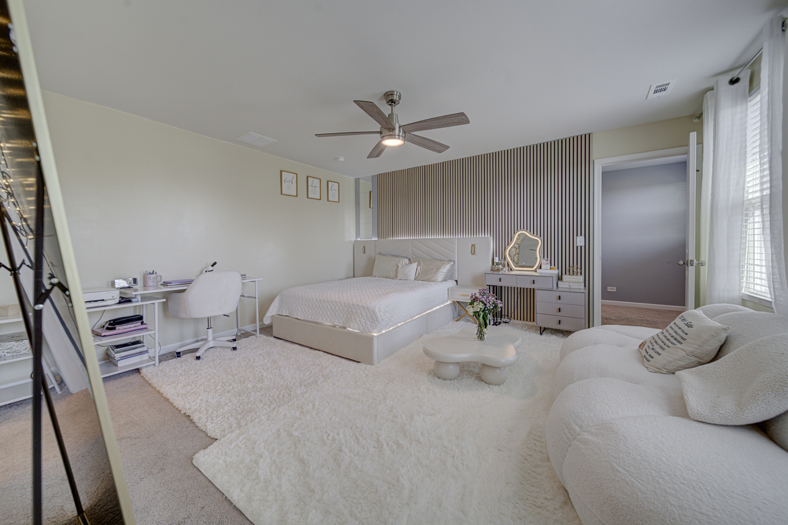 3323 Caledonia Drive, Yorkville, IL 60560