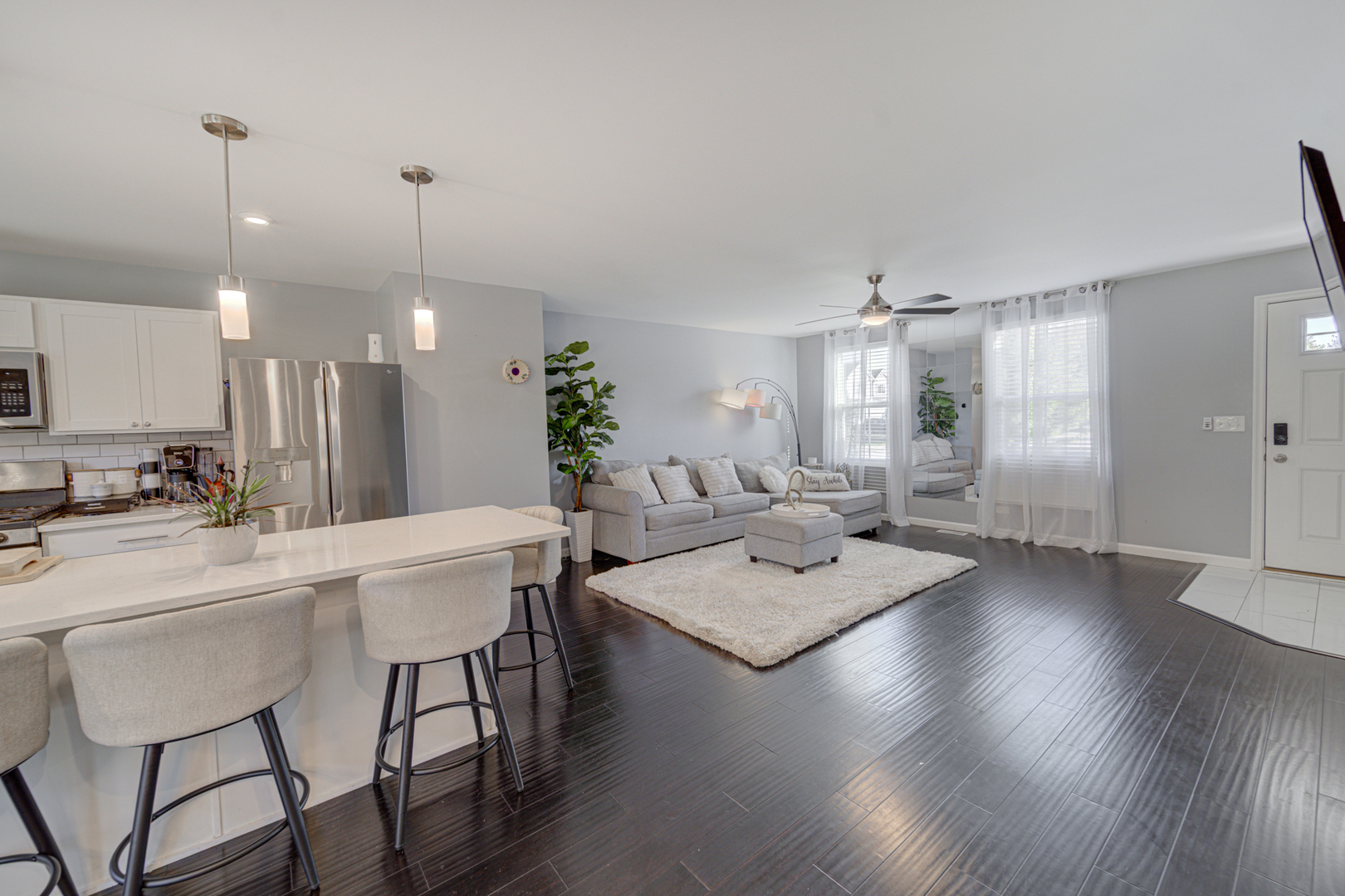 3323 Caledonia Drive, Yorkville, IL 60560